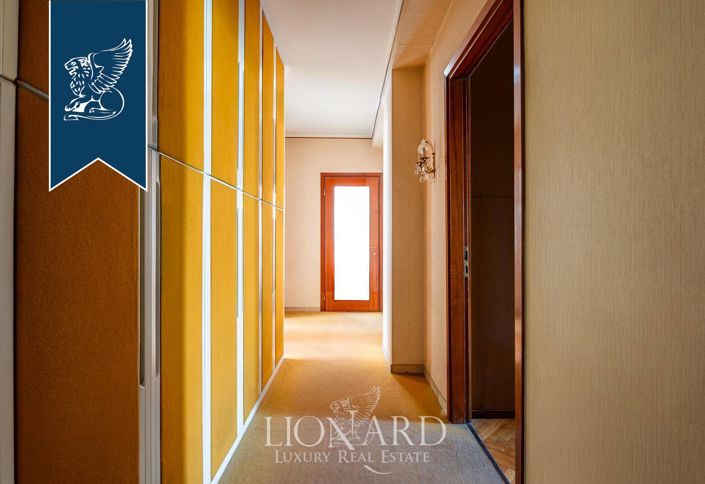 Image No.14-3 Bed Apartment for sale