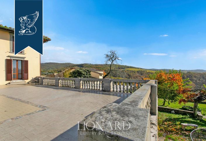 Image No.16-25 Bed Villa for sale