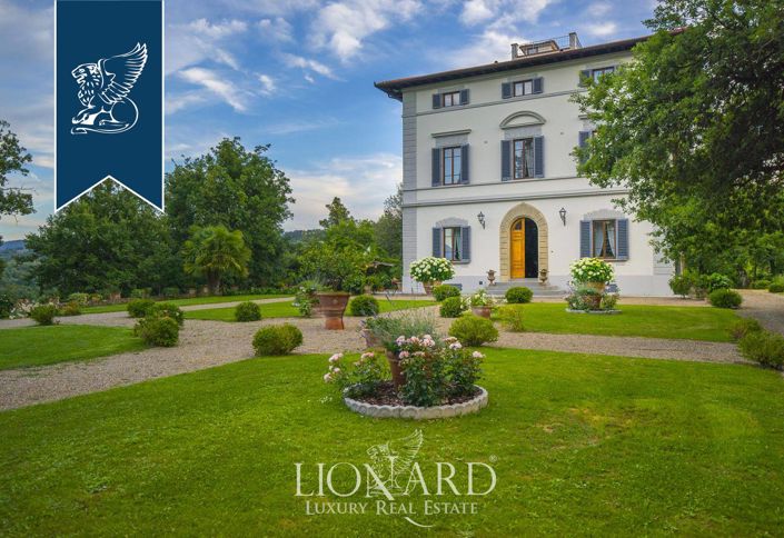 Image No.18-10 Bed Villa for sale