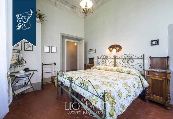 Image No.59-10 Bed Villa for sale