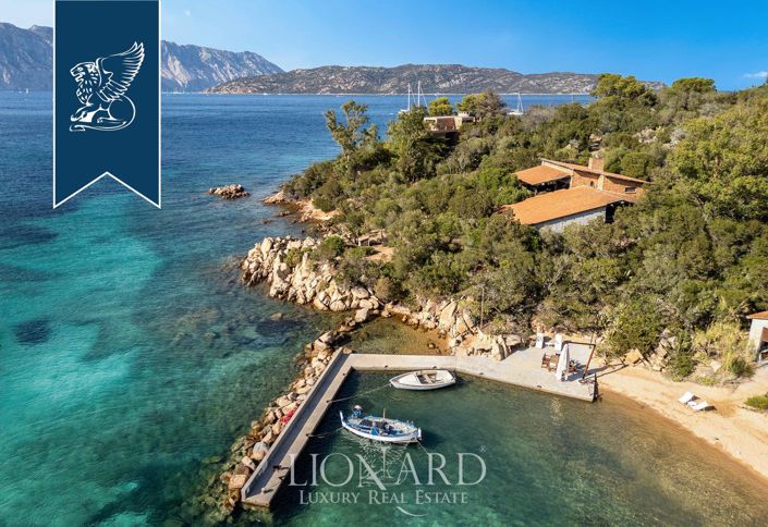 Image No.1-7 Bed Villa for sale