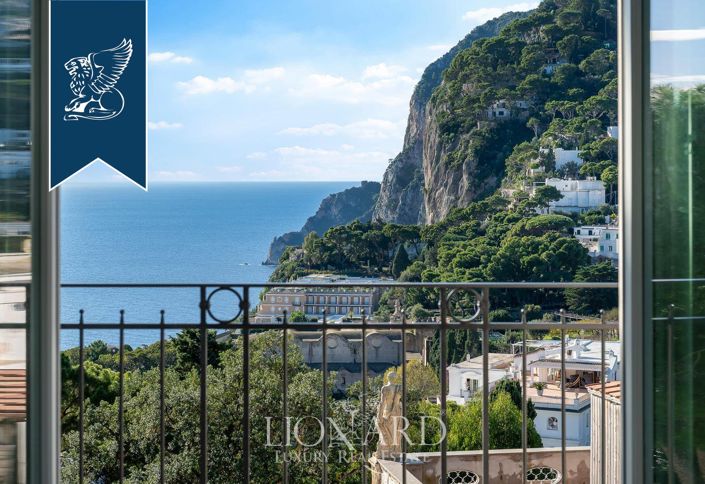 Image No.17-14 Bed Property for sale