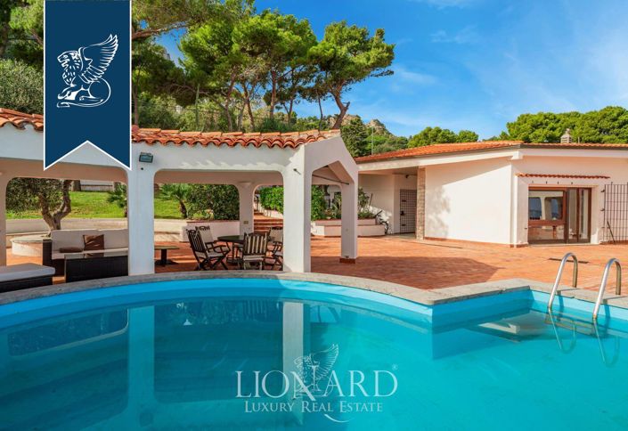 Image No.3-5 Bed Villa for sale