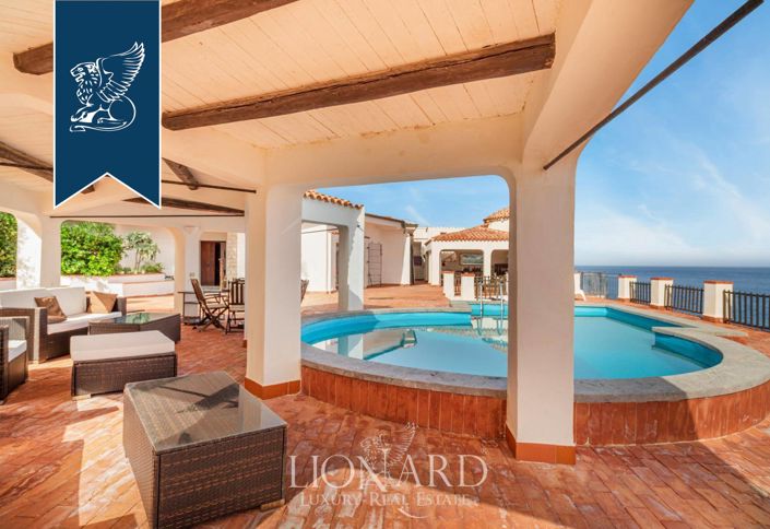 Image No.6-5 Bed Villa for sale