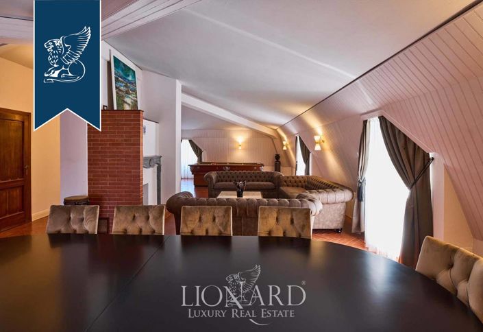 Image No.15-5 Bed Villa for sale