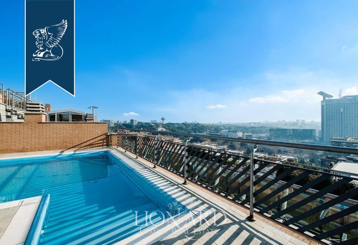 Image No.6-5 Bed Flat for sale