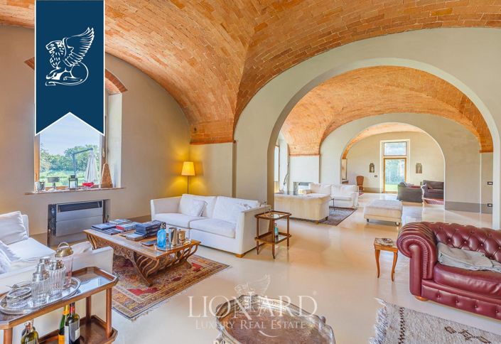 Image No.11-5 Bed Villa for sale