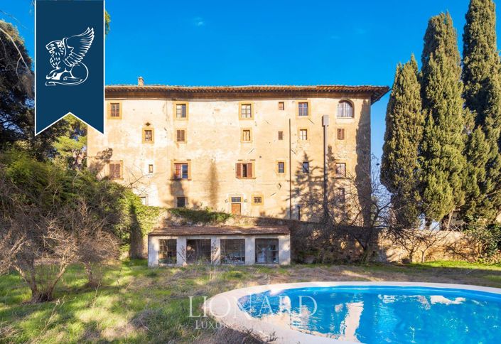 Image No.5-10 Bed Property for sale