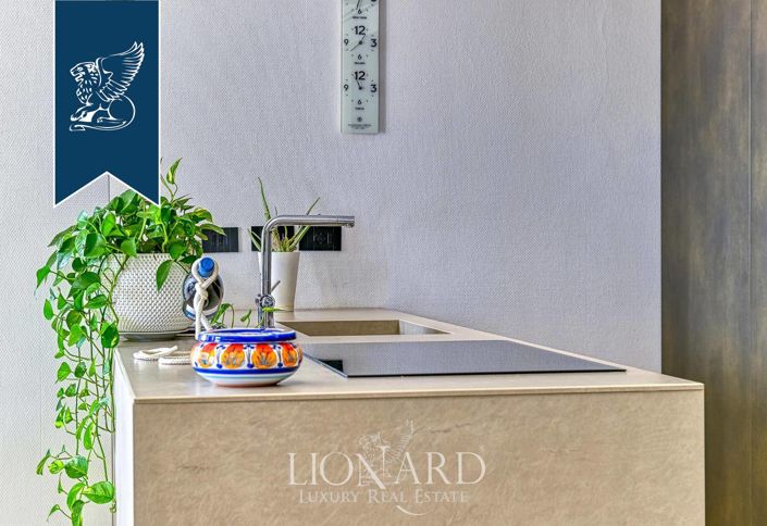 Image No.11-4 Bed Apartment for sale