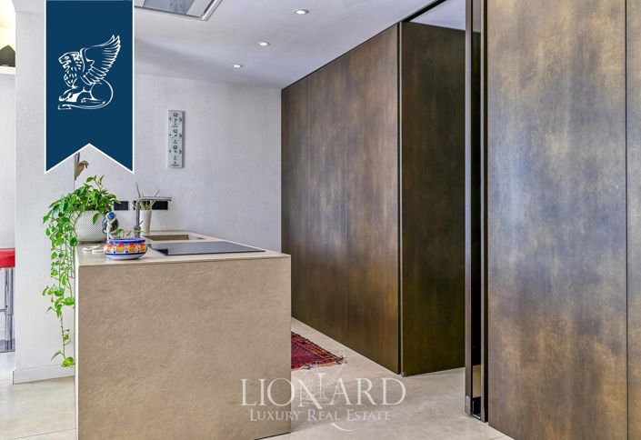 Image No.12-4 Bed Apartment for sale