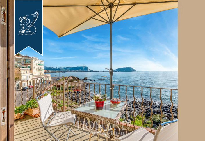 Image No.8-4 Bed Apartment for sale