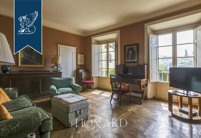 Image No.20-8 Bed Villa for sale