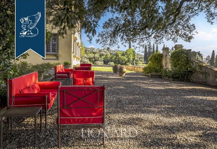 Image No.3-8 Bed Villa for sale