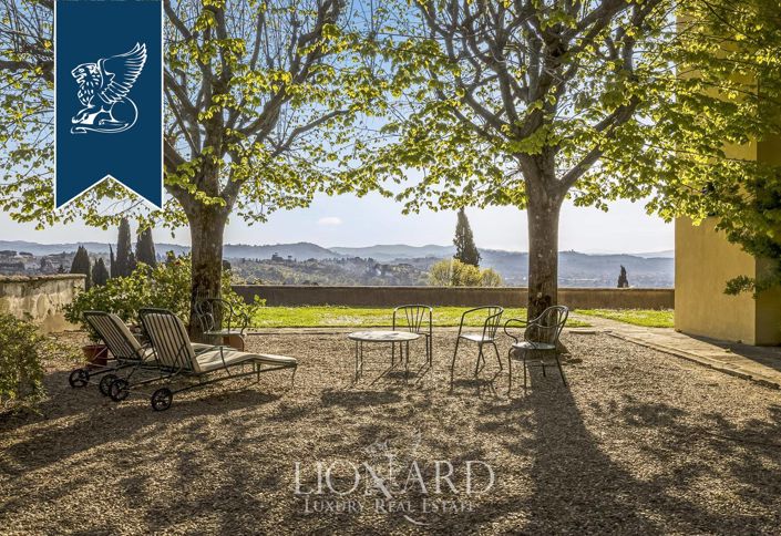 Image No.4-8 Bed Villa for sale