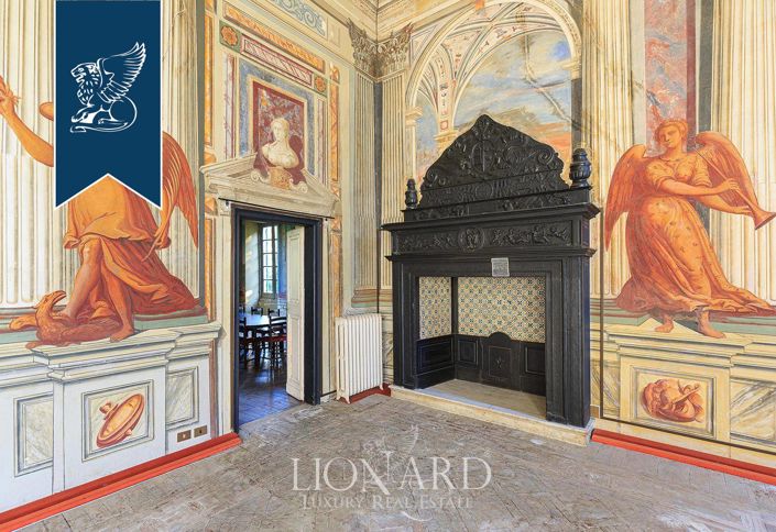 Image No.14-20 Bed Villa for sale