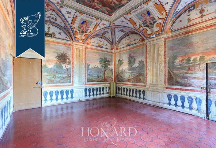 Image No.37-20 Bed Villa for sale