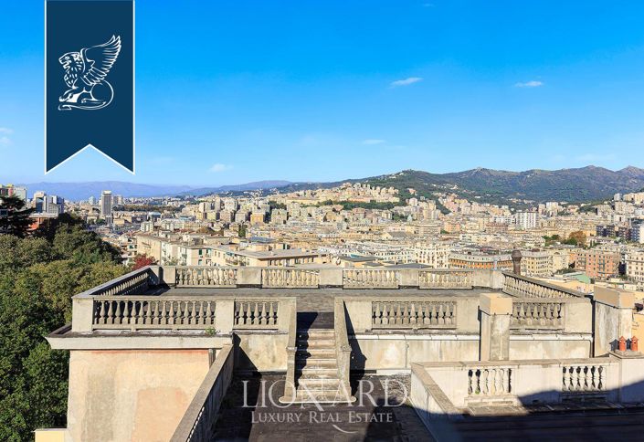 Image No.6-20 Bed Villa for sale