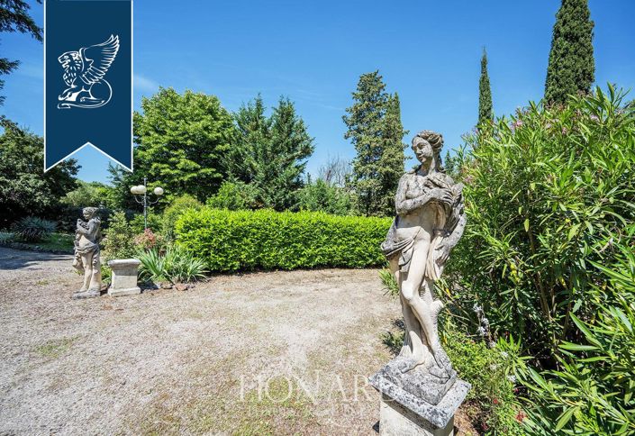 Image No.8-3 Bed Villa for sale