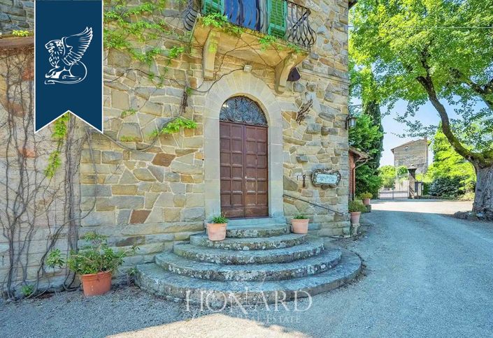 Image No.9-3 Bed Villa for sale