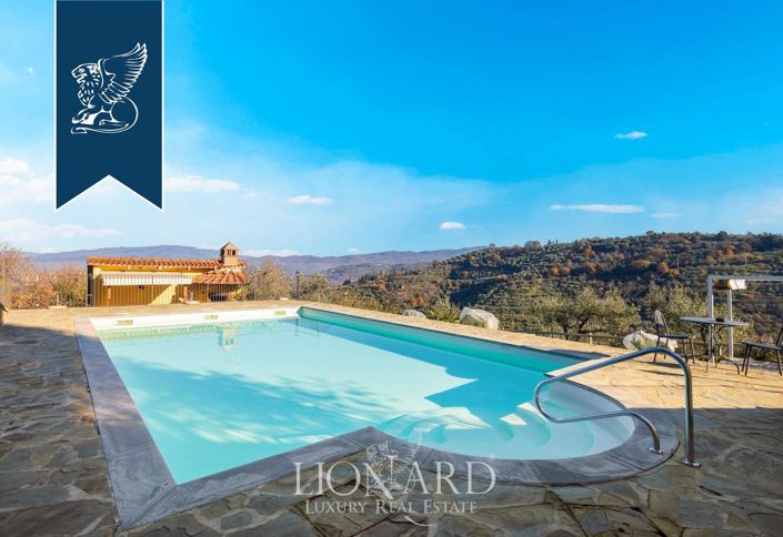 Image No.8-5 Bed Hotel for sale