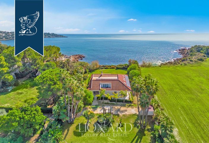 Image No.2-7 Bed Villa for sale