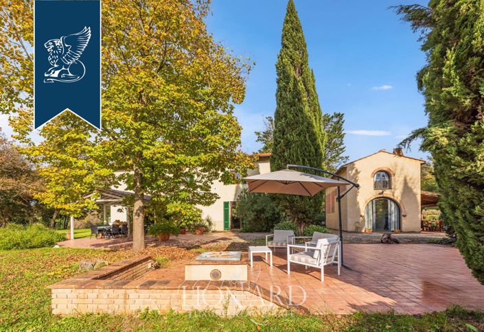 Image No.13-11 Bed Farmhouse for sale