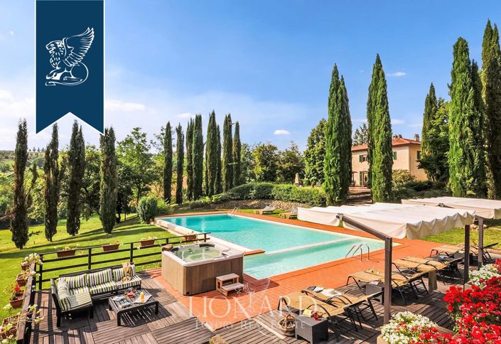 Image No.3-11 Bed Farmhouse for sale