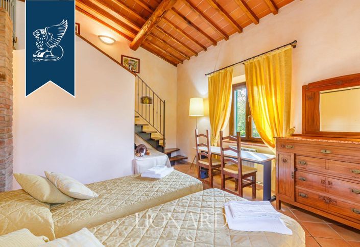 Image No.31-11 Bed Farmhouse for sale