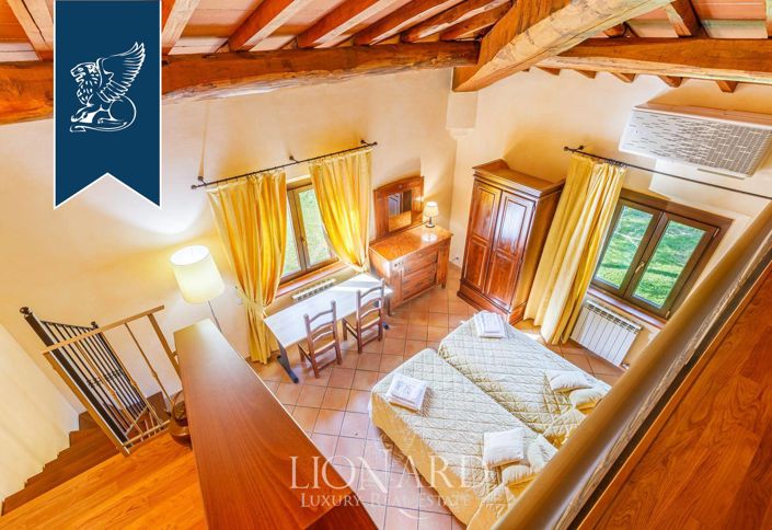 Image No.34-11 Bed Farmhouse for sale