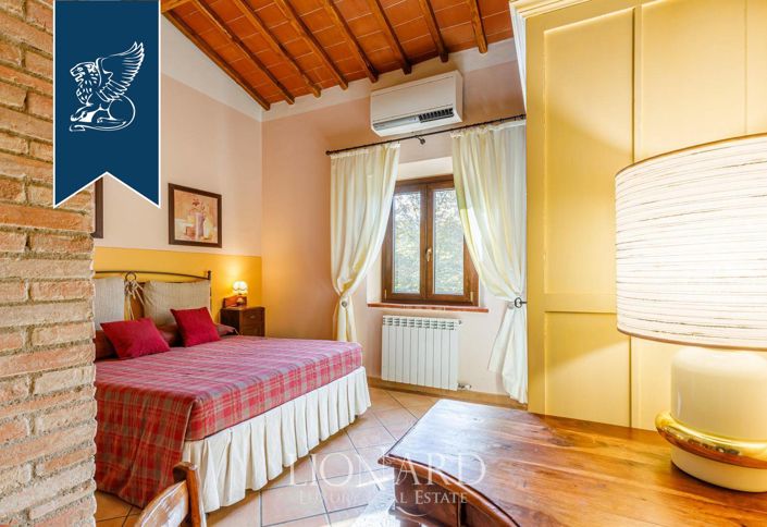 Image No.36-11 Bed Farmhouse for sale