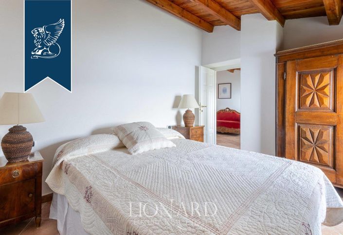 Image No.29-4 Bed Villa for sale