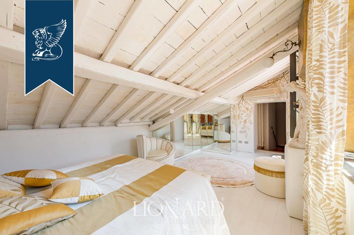 Image No.37-2 Bed Property for sale