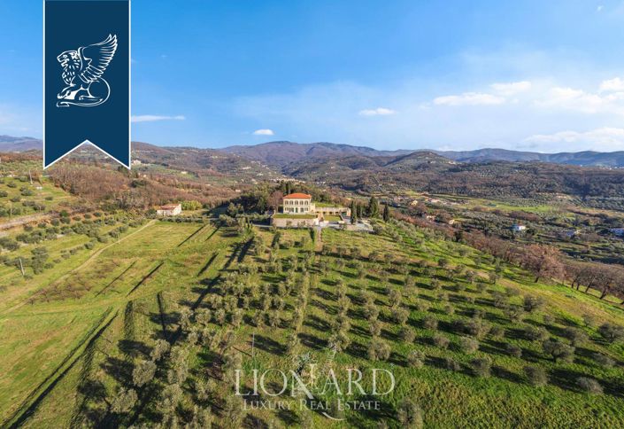 Image No.3-12 Bed Villa for sale