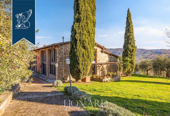 Image No.14-30 Bed Farmhouse for sale