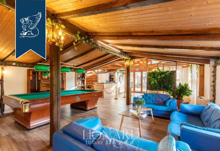 Image No.15-15 Bed Hotel for sale