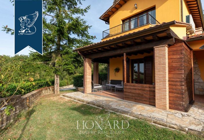 Image No.7-15 Bed Hotel for sale