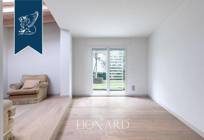 Image No.15-4 Bed Villa for sale