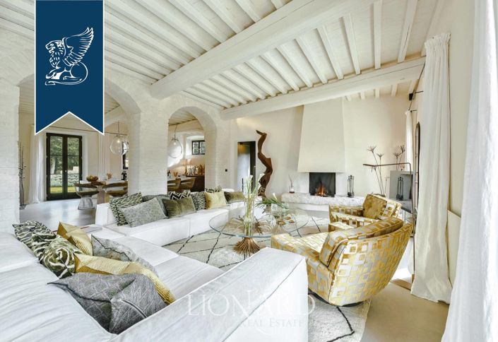 Image No.20-6 Bed Villa for sale