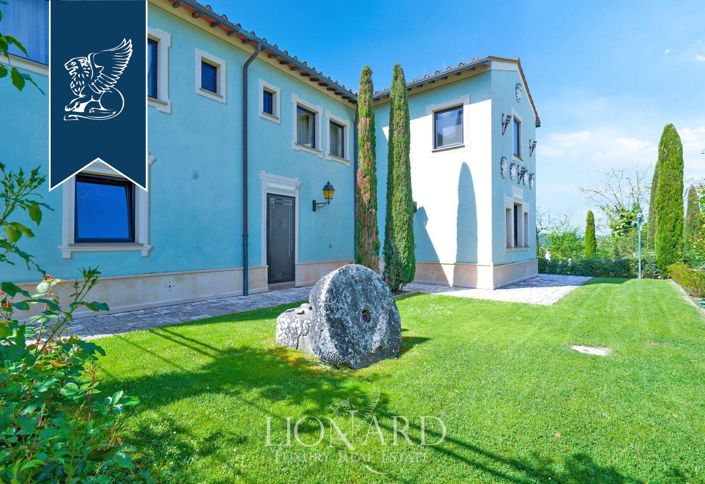 Image No.17-18 Bed Hotel for sale