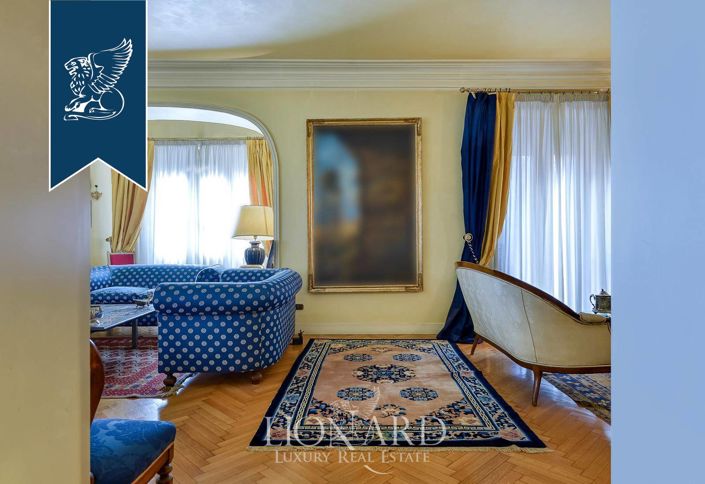 Image No.5-8 Bed Villa for sale