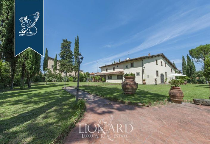 Image No.2-6 Bed Villa for sale