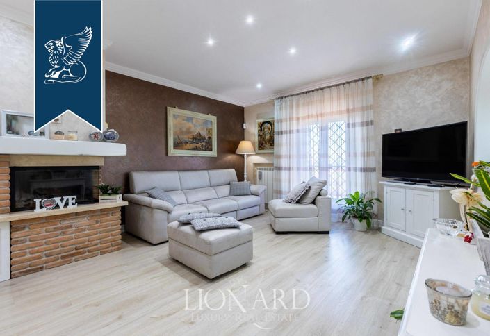 Image No.18-5 Bed Villa for sale