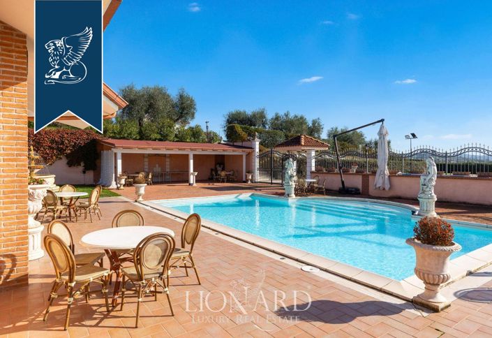 Image No.4-5 Bed Villa for sale