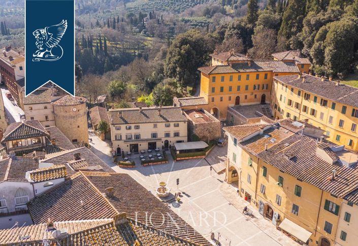 Image No.3-6 Bed Property for sale