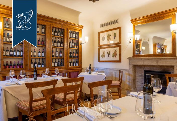 Image No.6-6 Bed Property for sale