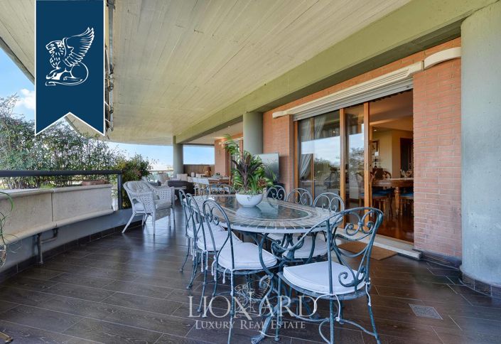 Image No.4-3 Bed Apartment for sale