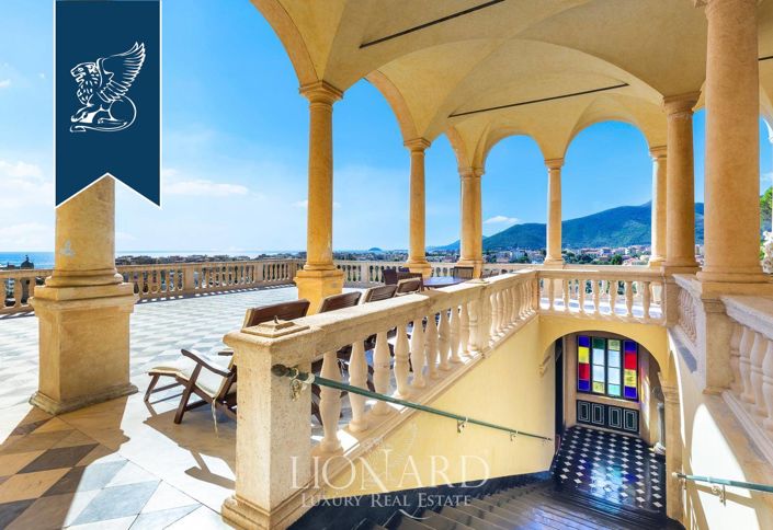 Image No.7-20 Bed Property for sale