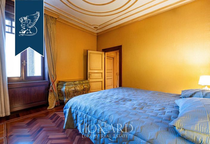 Image No.20-5 Bed Villa for sale