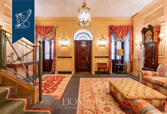 Image No.5-5 Bed Villa for sale