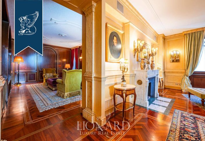 Image No.6-5 Bed Villa for sale